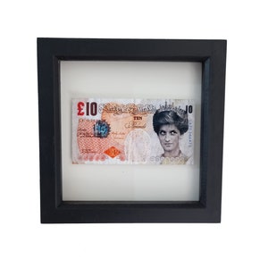 Banksy - Di Faced Tenner incorniciato - Stampa Giclée su carta artistica da 310 g/m²