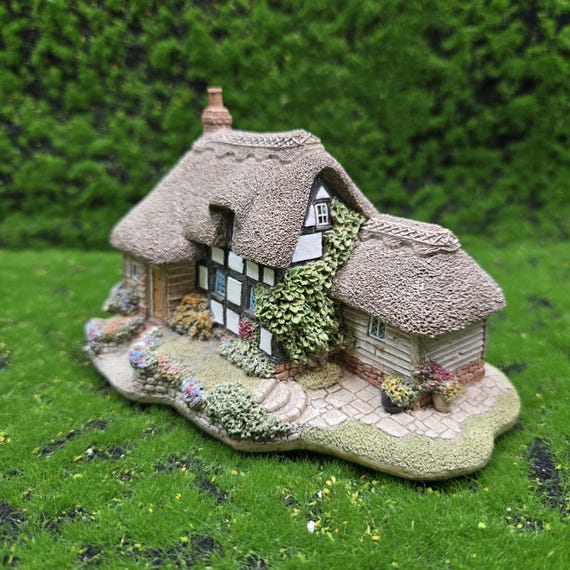 Lilliput Lane 花畑　置物 ハウス ミニチュア Lilliput Lane Foxglove Field Rooms Cottage Boxed Collectors Club