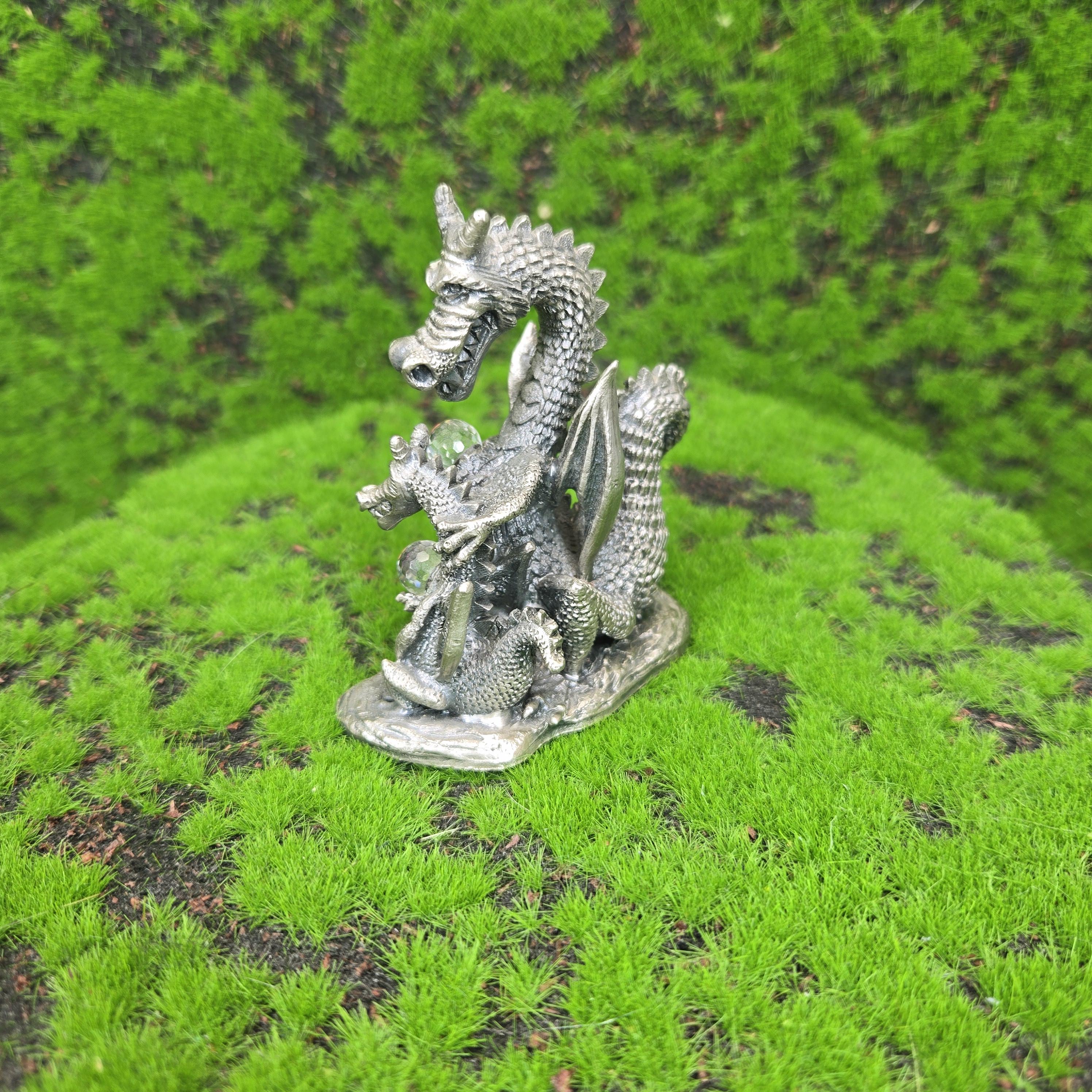 CC01 Tudor Mint the Protector Myth & Magic Pewter Crystal