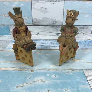 Jon Herbert&#39;s Sir Mouse & Lady Mouse Figures: 1992 Animal Antics