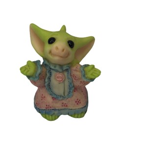 Flannel Nightie  Real Musgrave  Pocket dragon Boxed whimsical world  Collectible world studios