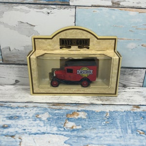 Lledo Days Gone  1934 Model A Ford Van &quot;Wakefield Castrol Motor Oil&quot; + box