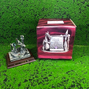 Myth & Magic 3310 Magical Vision The Tudor Mint Figurine Collectable Charity