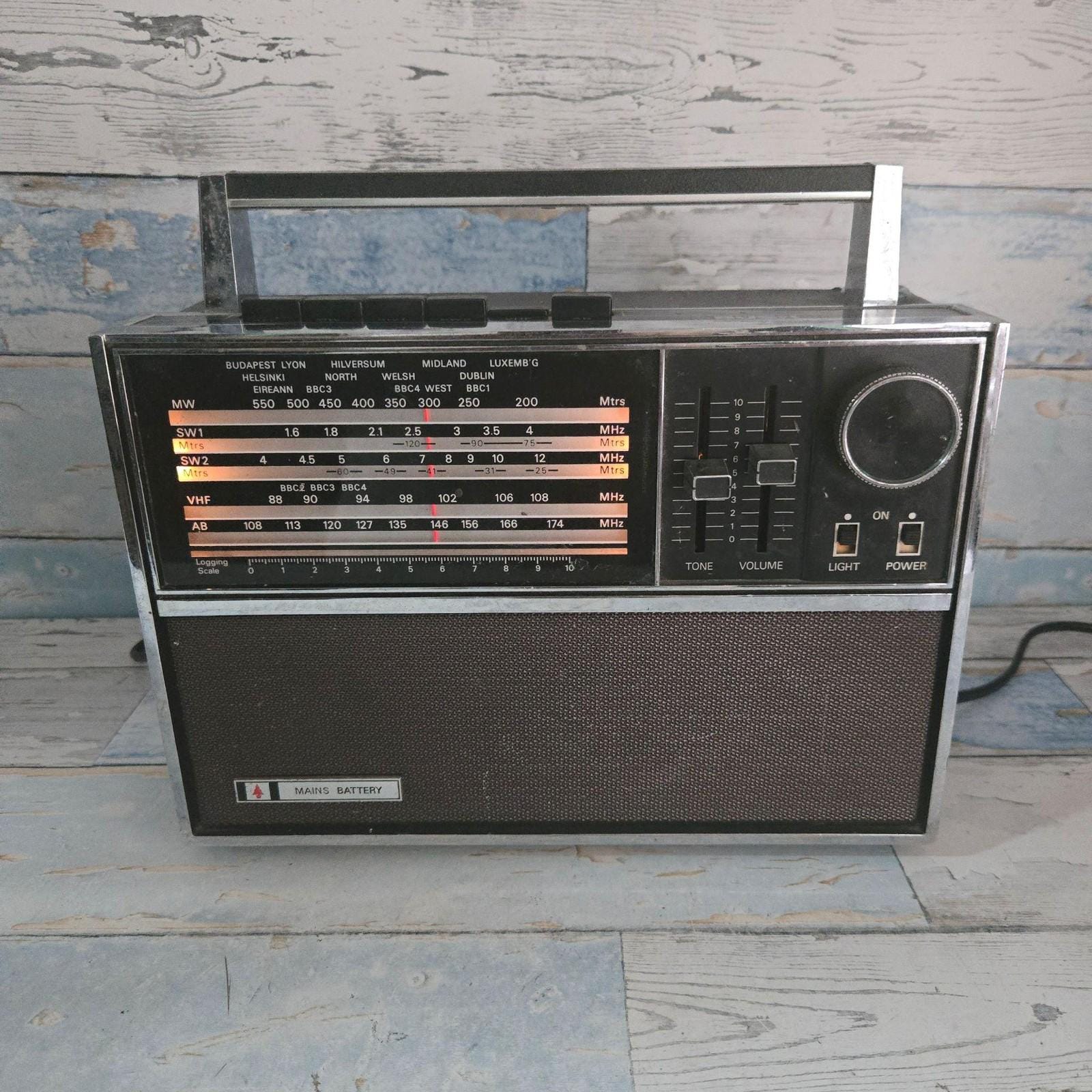 Vintage Bush Radio - Etsy