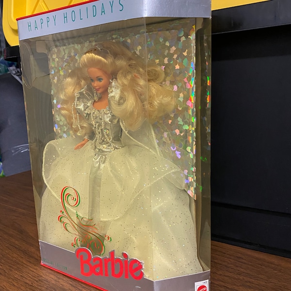 Happy holidays special edition 1992 barbie