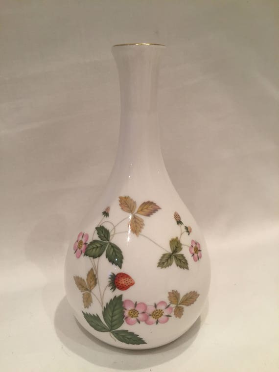 Vintage Wedgwood Wild Strawberry Bud Vase Fine Etsy