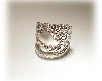 Art Nouveau Sea Serpent Spoon Ring, 1893 Columbia Pattern