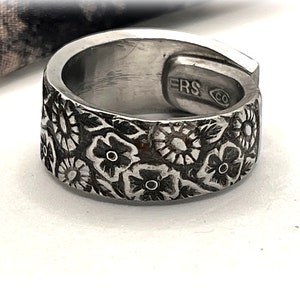 Stainless Flower Spoon Ring, MCM Floral Spoon Ring, 1960s, Steel Band, Flower Garden, Steel Ring