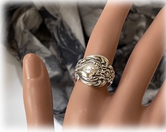 1970s INTERLUDE Spoon Ring, Silverplate Ring, Scrollwork Silver Band, Rose, Size 6.5