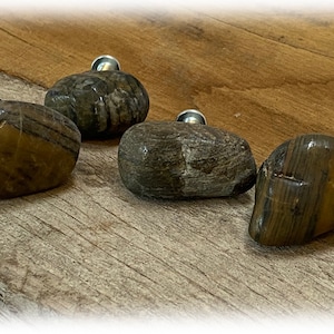 Tumbled Natural Rock Stone Drawer Pulls, Repurposed Hardware, Rustic Accessories, Set of 4 Knobs, Pulls, Finials