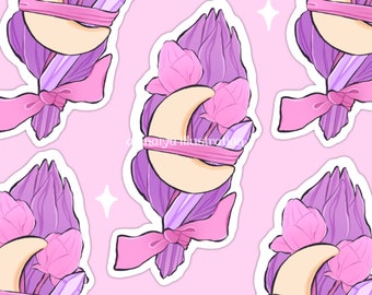 Puede incluir: Un conjunto de cuatro pegatinas que muestran una luna creciente, flores moradas y cristales atados con una cinta rosa. Las pegatinas están sobre un fondo rosa.