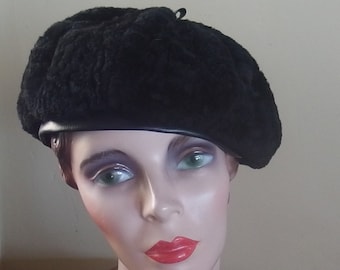 Vintage 1950s Black Faux Fur Beret Cap Hat