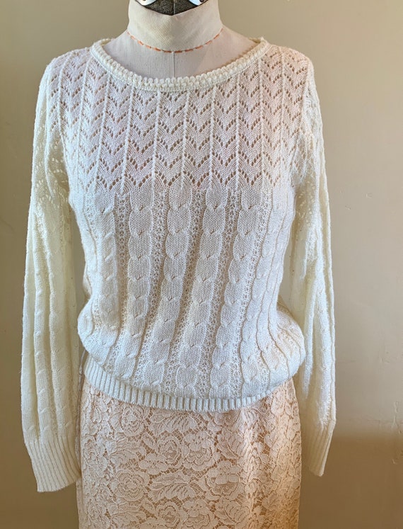 Ivory Delicate Soft  Knit Pullover Sweater Lightw… - image 1