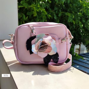 Handmade Natural Leather Crossbody Bag-Pink Shoulder Purse with Floral Applique,Cute Shoulder Purse for Women,Soft Pastel Bag,Gift for Her