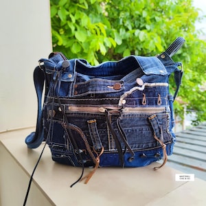 Patchwork Denim Umhängetasche Große Jeans Tasche Boho Style Denim Handtasche Artsy Distressed Denim Geldbörse Große Schulter Geldbörse Blue Jean Reisetasche
