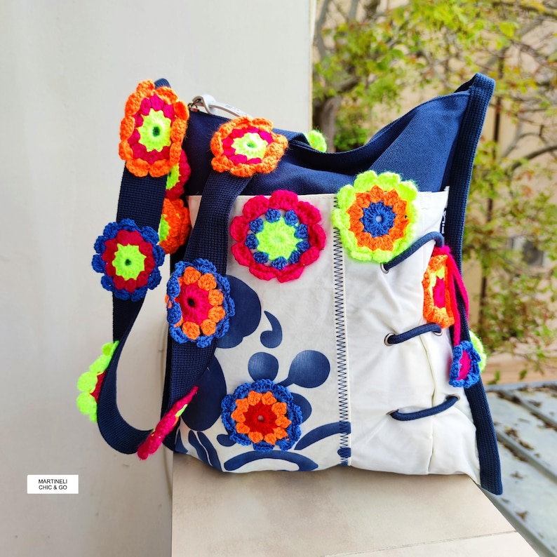 Bestickte Blumen Canvas Crossbody Bag, Blau Boho Fila Schulter Geldbörse Bild 1
