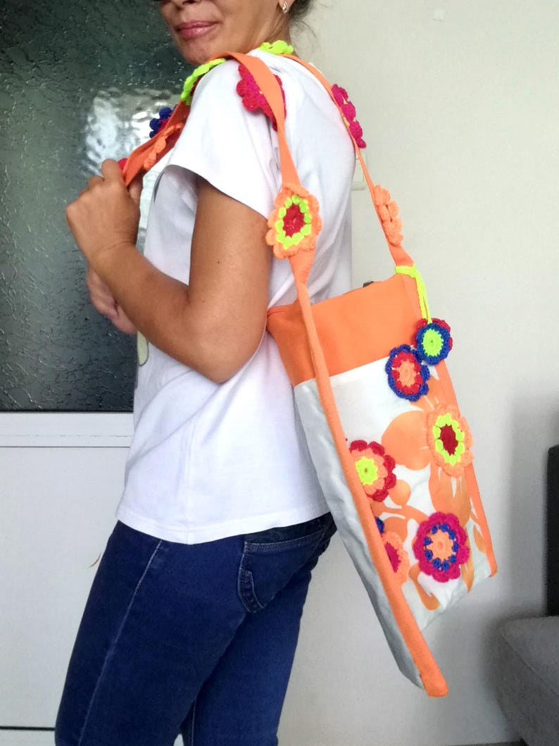 Bestickte Blumen Canvas Crossbody Bag, Blau Boho Fila Schulter Geldbörse Bild 16