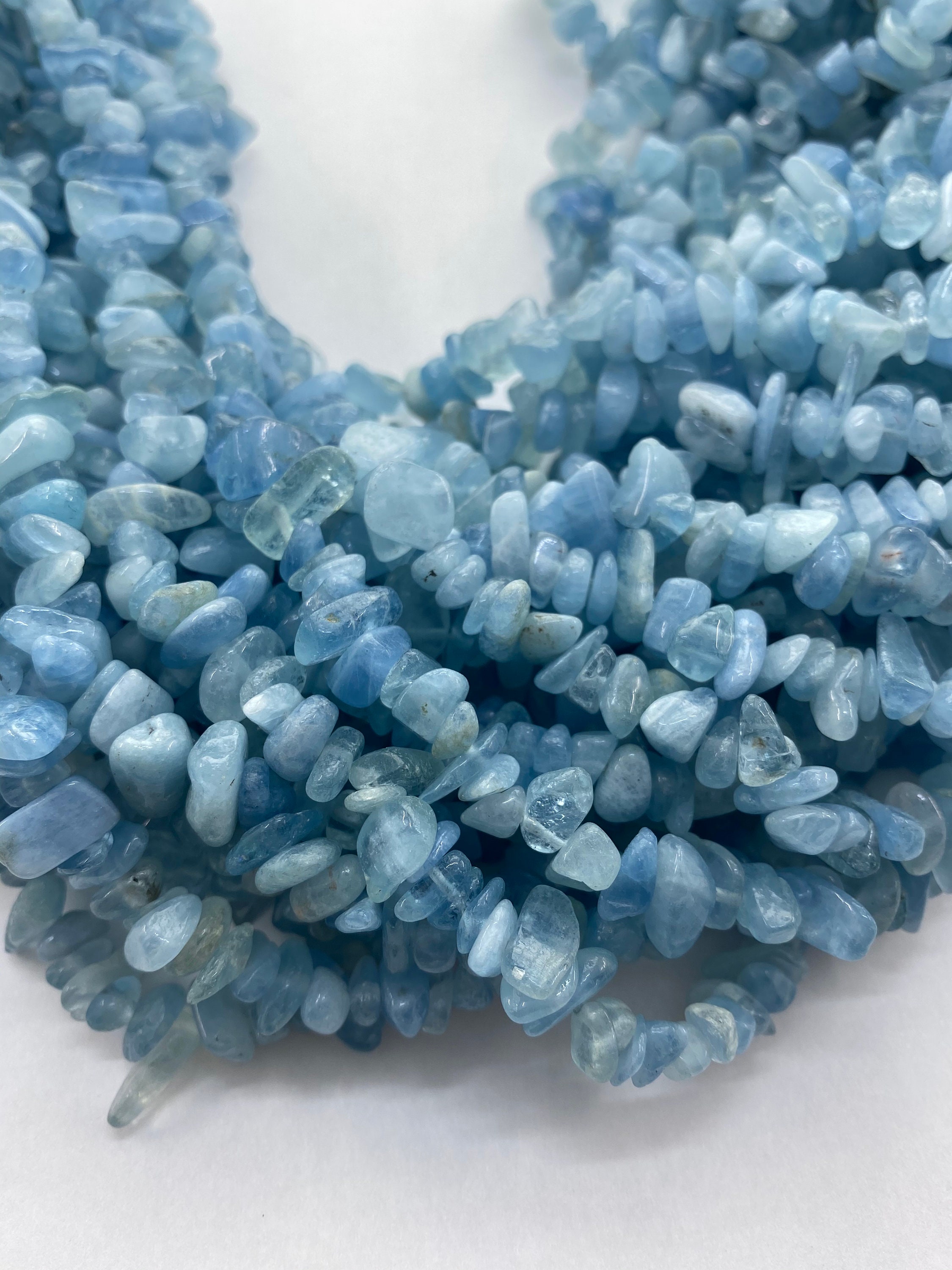 Aquamarine chip beads deals