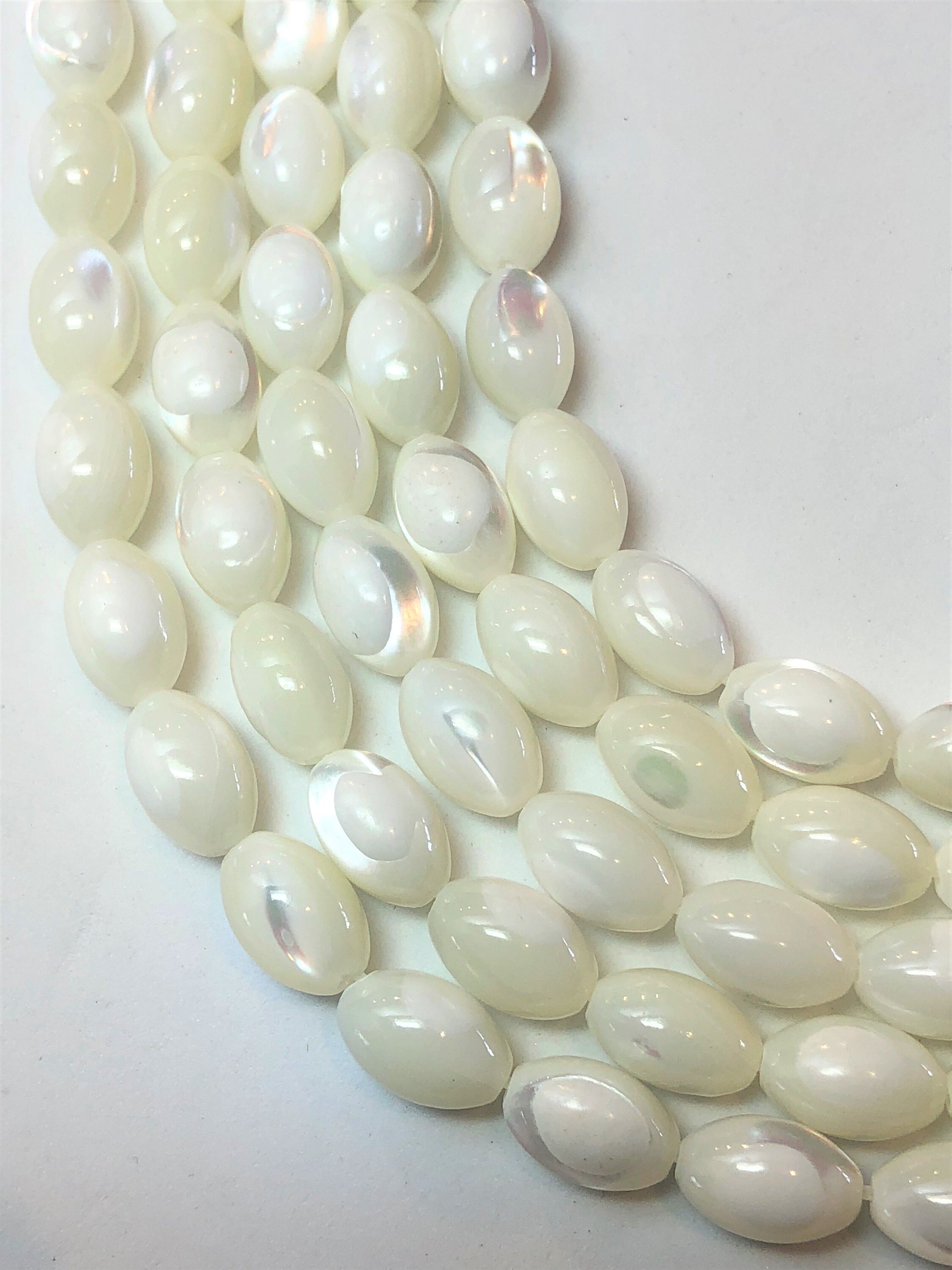 Mother of Pearl Composite Oval Beads- Black & White – Estate Beads
