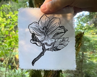 Parche de magnolia / Parche original para coser, estampado y hecho a mano / Diseño de tomillo y espacio