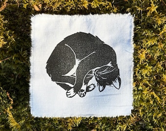 Slaapkat-patch | Handgemaakte, gestempelde opnaaipatch | Thyme & Space Design