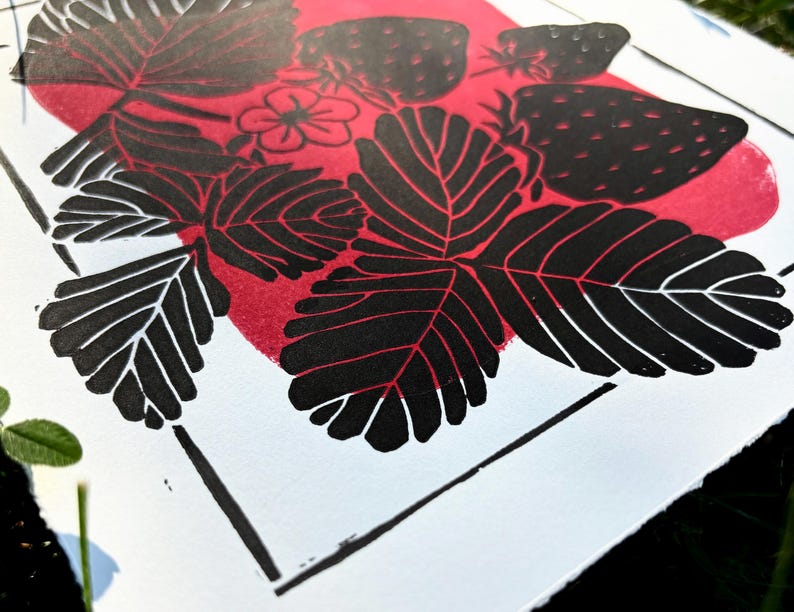 a close-up of the print, showing the torn edges of the paper, which give the print a rustic natural look.