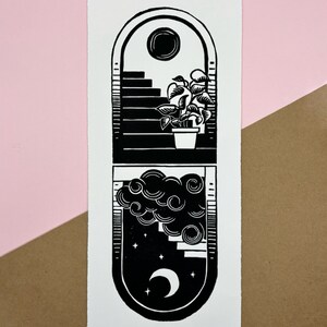 The same print on a pink and brown background.
