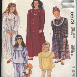 Girls Sleepwear Pattern 1991 Vintage Long Robe Nightgown & Pajamas Child Size Medium 8-10 CUT