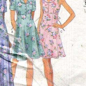 Sukienka typu pullover Butterick 4499, wykrój, luźny gorset, dostępne rozmiary 6-8. KROJENIE**Patrz sekcja „Uwagi”