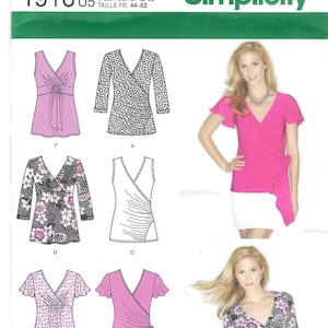 Puede incluir: Patrón Simplicity 1916 U5, con diseños de tops cruzados con escote en V y diferentes estilos de mangas. Tallas 42-50, con un precio aproximado de 14,70€.