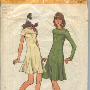 Patrón de vestido Vintage Simplicity 5785 de 1973, talla 10, busto 32,5, cintura 25, cuello alto, mangas ajustadas, dos largos.