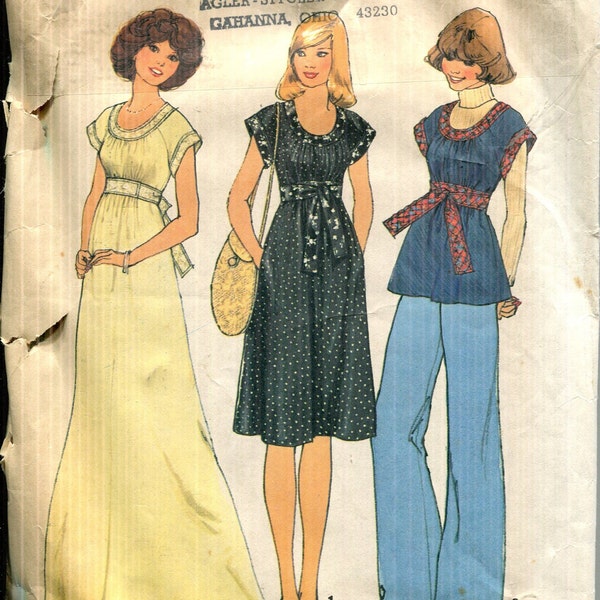 Pattern Misses' Dress or Top , Front Gathers, Low Round Neckline, Back Zipper CUT Simplicity 7341 Dated 1976 -Size Medium 12-14 Bust 34-36