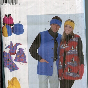 Motif Unisexe Adulte Variété de Chapeaux, Foulards, Sacs, Mitaines et Gilets Partiellement Coupé Sz M Simplicité 8394-Daté 1998-Taille Petit Moyen