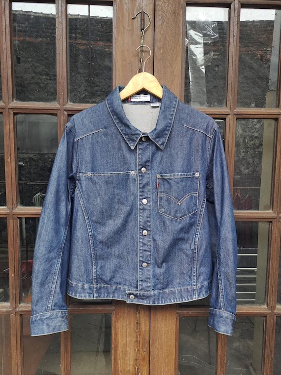 Levis engineered denim jacket - Gem Levis engineered denim jacket - Gem