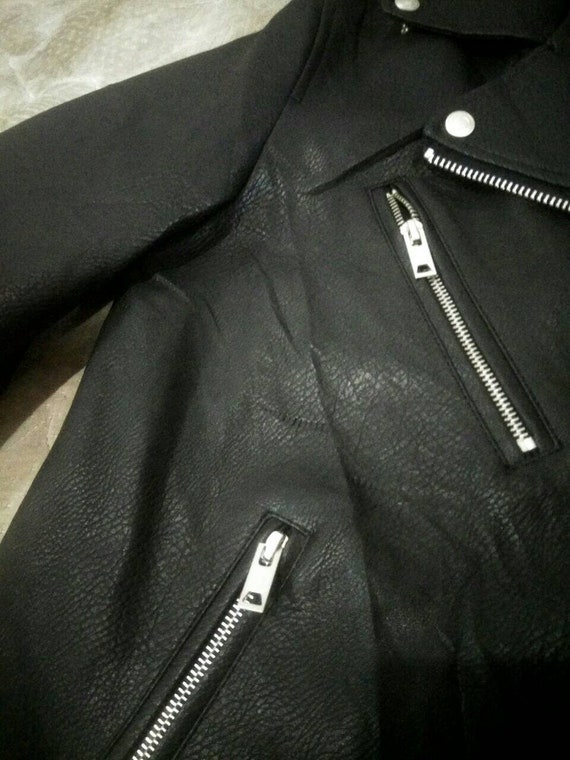 dress volume leather jacket