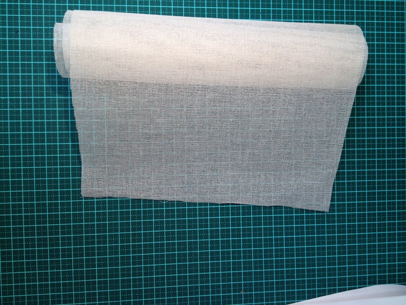 Bookbinder's spine muslin Mulls No. 8 starched, non stretch size 460mm x 460mm 18 x 18 image 1