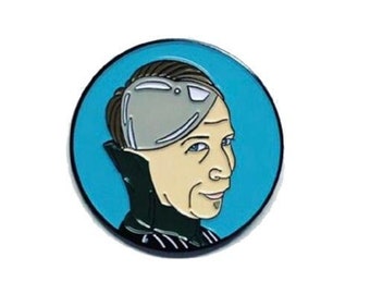 Zorg Lapel Pin Fifth Element Gary Oldman Villain Sci Fi