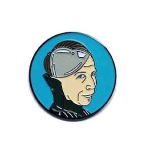 Zorg Lapel Pin Fifth Element Gary Oldman Villain Sci Fi