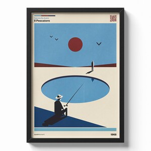 Può includere: Stampa artistica incorniciata con un'illustrazione minimalista di una persona che pesca. L'opera d'arte ha una tavolozza di colori blu, rossi e beige. Il testo "Fabrizio De André Il Pescatore" è in alto e "1968" in basso.