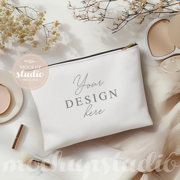 Chique elegante make-up tasje PSD Mockup, cosmetische tas met gouden rits MOCKUP, bruidsfeest minimalistisch reisaccessoire, Beauty Organizer Mock