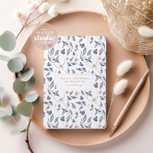 A5 Notatnik PSD Mockup, Pusty Planer Mockup, Papierowy Notatnik Minimalistyczny Szablon, Boho Notatnik Mockup