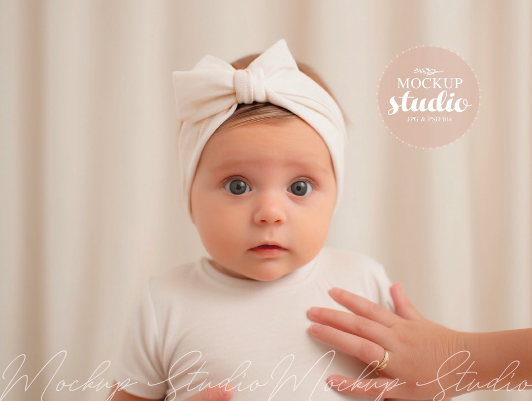 5013+ Headband Mockup