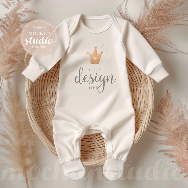 Boho Baby Sleepsuit MOCKUP, Mono infantil neutro PNG digital, Maqueta de ropa de tonos naturales para diseñadores, Plantilla digital de ropa de bebé