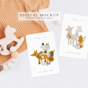 Mockup di schede di traguardo per bambini, PSD Mockup di schede di oggetti intelligenti, Mockup di bambini in toni crema, Mockup di schede di genere neutro per bambini, PSD Oggetto intelligente PSD