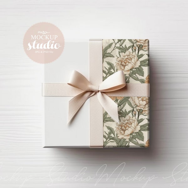 Gift Paper Mockup, PSD with Smart Object, Gift Wrapping Paper MOCKUP, Gift Package and Wrapping Paper Clear Mock up
