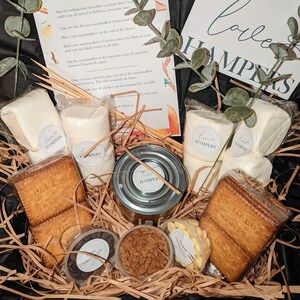 S’mores Gift Kit – Marshmallow Roasting & Toasting Hamper – Belgian Chocolate – Secret Santa, Christmas Eve Box, Halloween Treat, Santa Sack