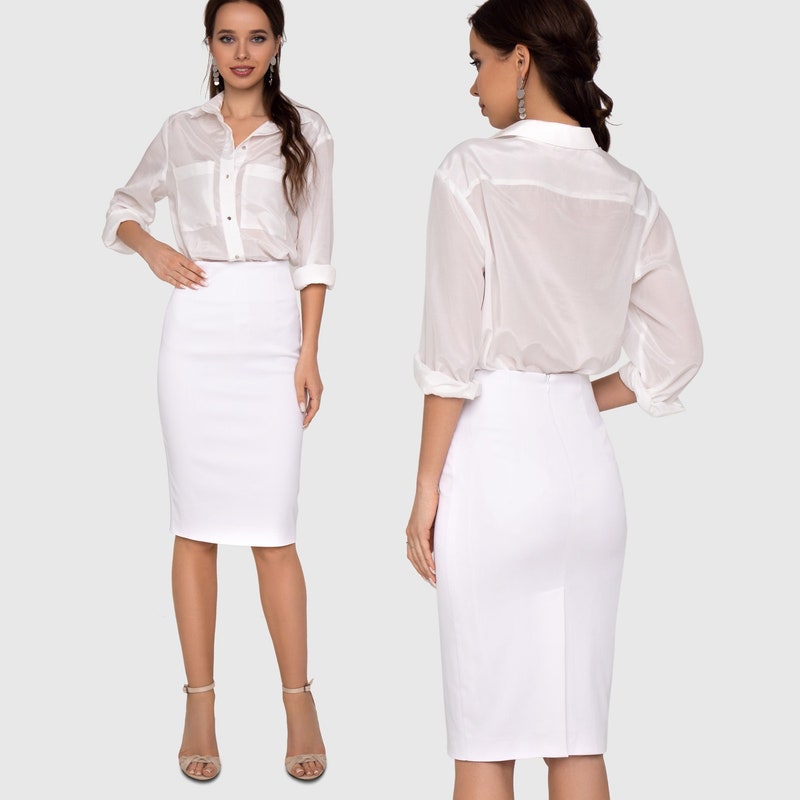 White Vintage Skirt-Waist 28 to 34