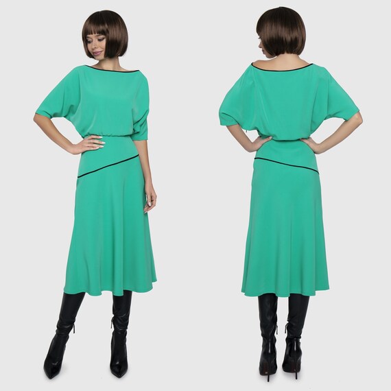 emerald green casual dress