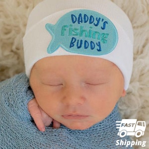 Melondipity Newborn White Hospital Hat with &quot;Daddy&#39;s Fishing Buddy&quot; Patch, Double Ply for Extra Warmth | Available in Newborn and 0-3 Months