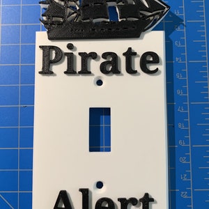 Novelty Light Switch Cover - Pirate Alert